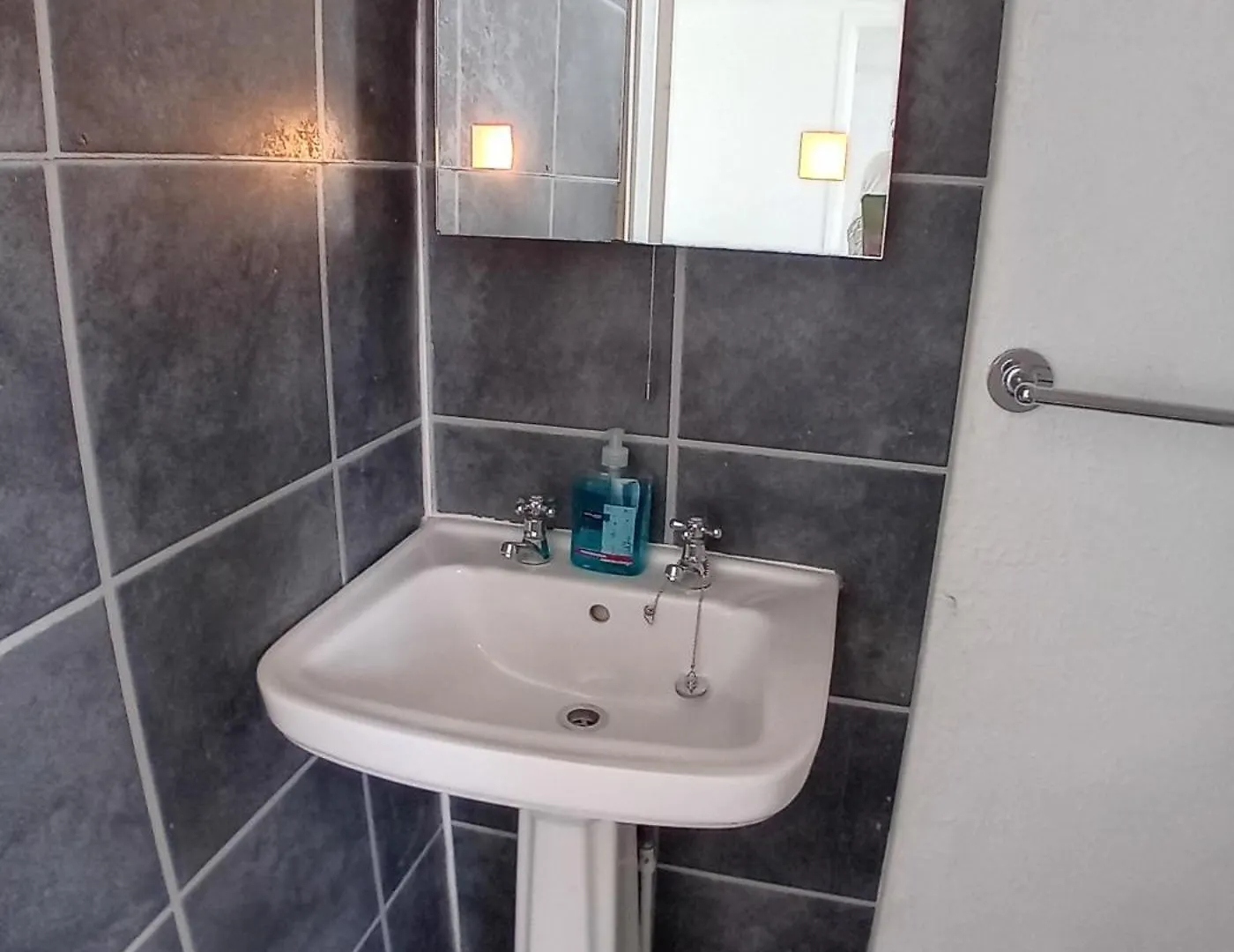 Boscombe Reef Hotel Bournemouth Guest house