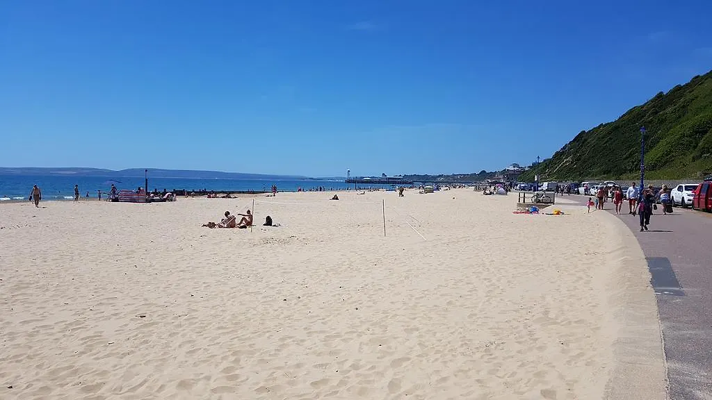 Boscombe Reef Hotel Bournemouth 2*,