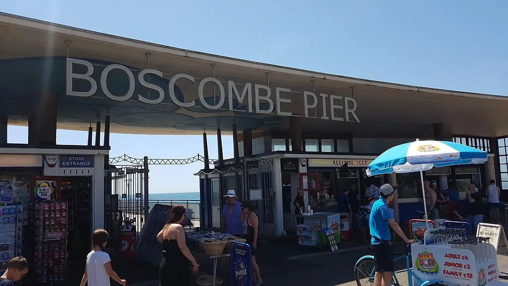 Boscombe Reef Hotel Bournemouth