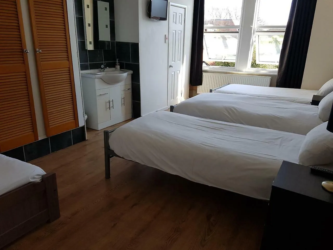 Boscombe Reef Hotel Bournemouth Guest house